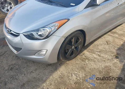 2013 Hyundai Elantra Gls z USA, uszkodzony, nr VIN 5NPDH4AE7DH320534